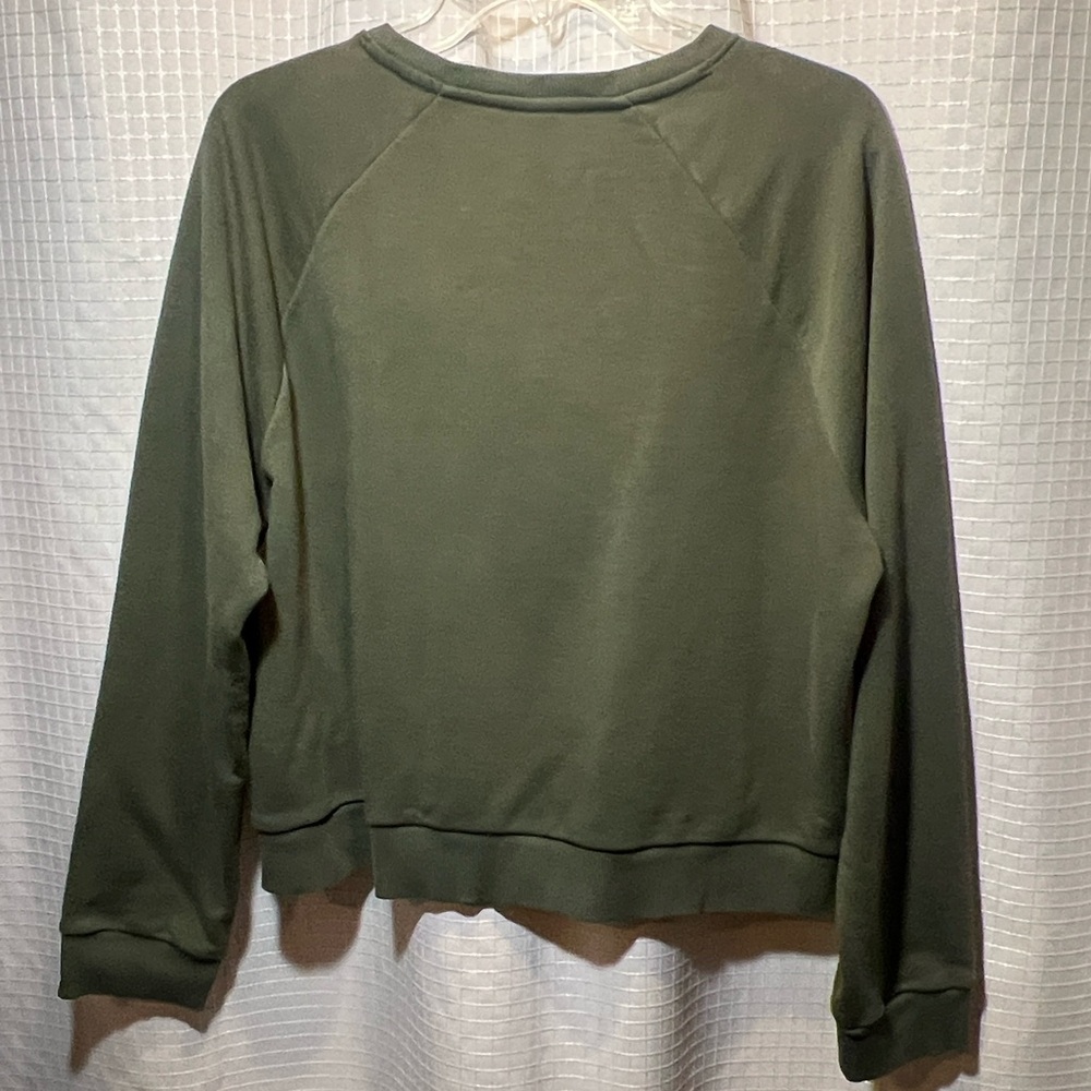Puma Crewneck Sweatshirt - Picture 3 of 3